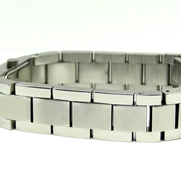 Gucci 4600L SERIES Stainless Steel ULTRA THIN DRESS Watch BLACK FACE - Picture 7 of 10